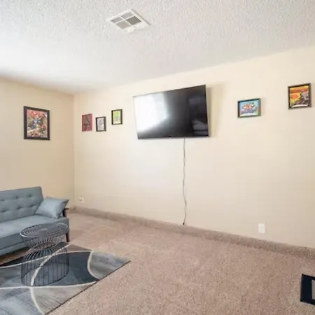 Pool 4 Bedroom 2 Bath Close To Strip Las Vegas Extérieur photo