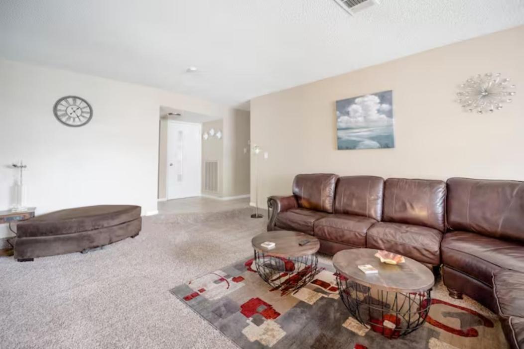 Pool 4 Bedroom 2 Bath Close To Strip Hébergement de vacances *